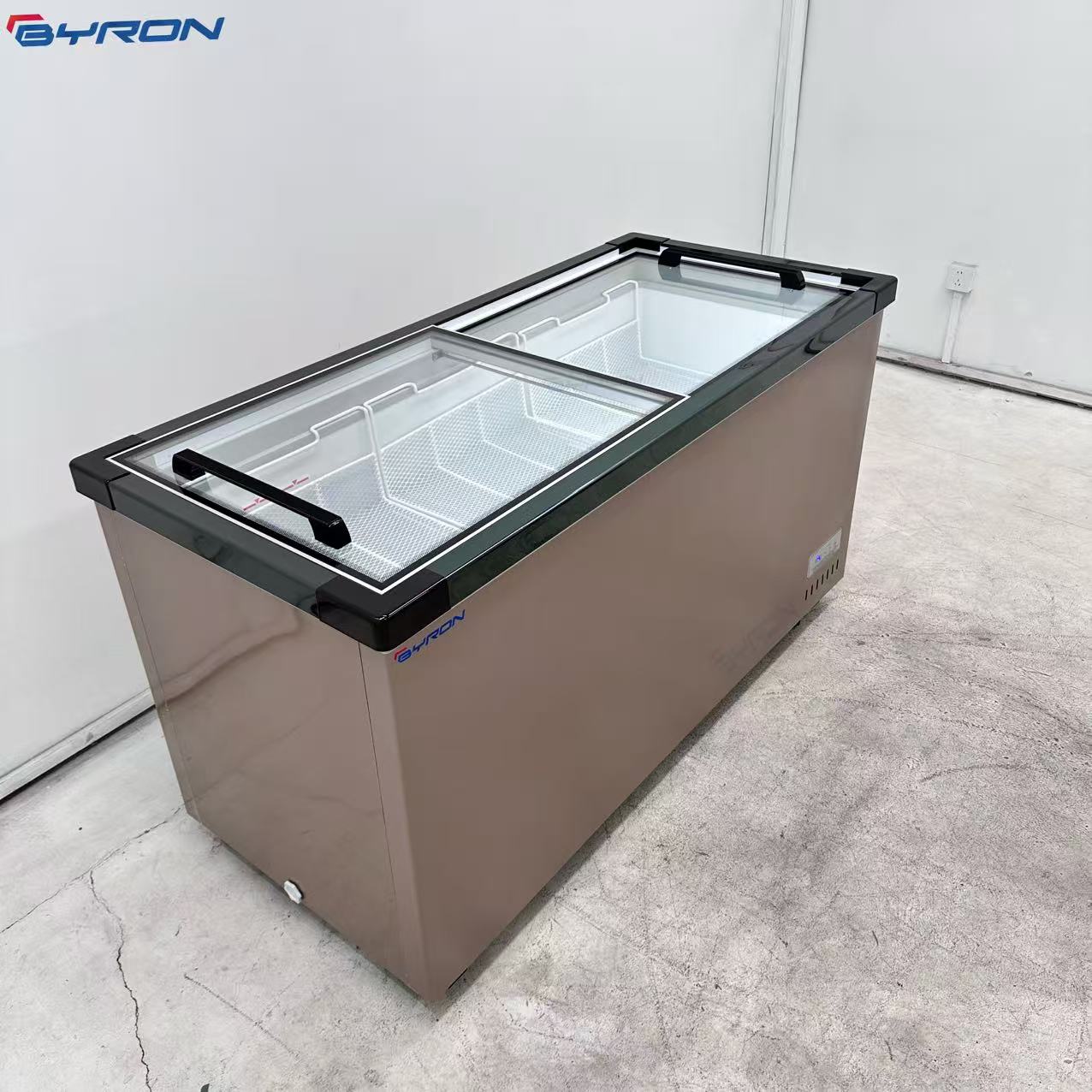 Congelatore Commerciale a Pozz - Commercial Chest Freezer recensione e prezzo